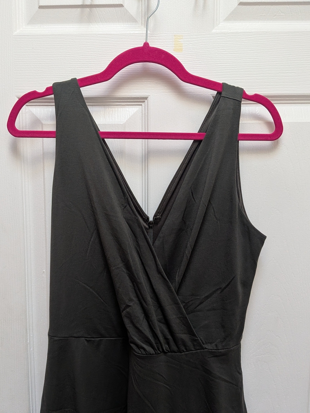 LOFT Green Sleeveless V-Neck Dress Size 4